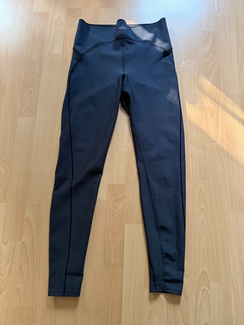 NEW ALO Airlift  High-waist Top-Notch Legging
